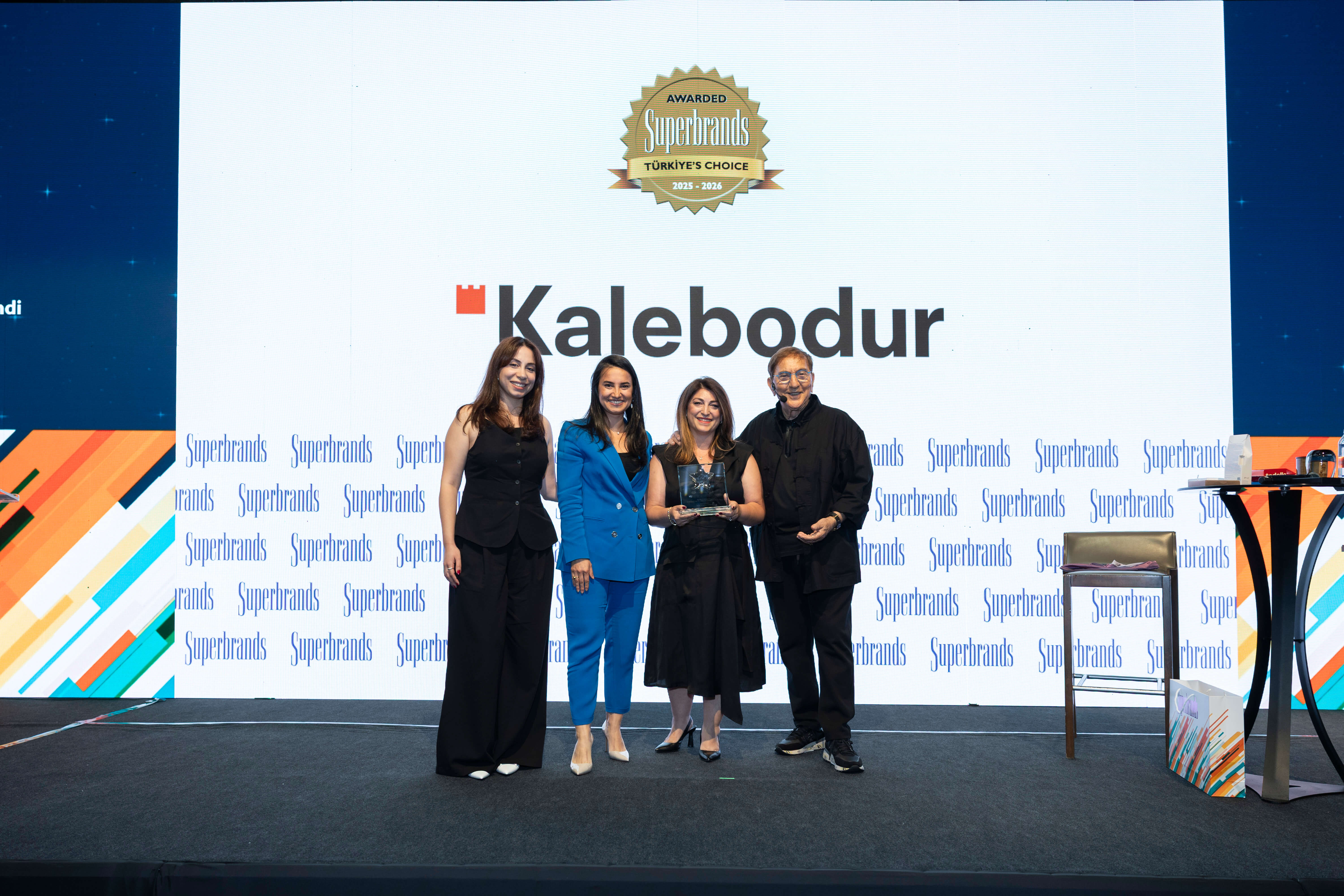 KALEBODUR,  TÜRKİYE’NİN “SÜPER MARKASI” SEÇİLDİ