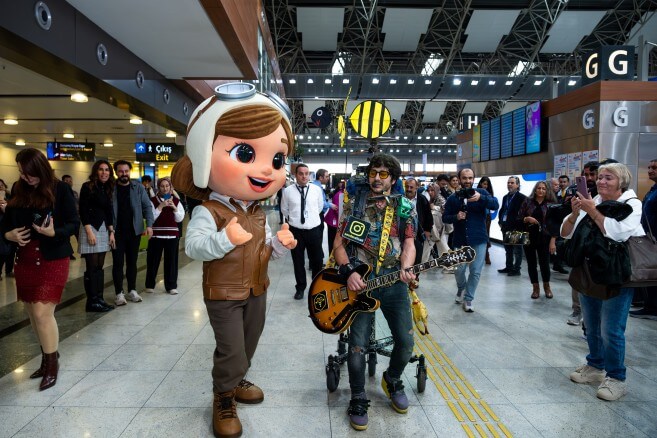 Havalimanlarında Kullanılan İlk Üretken Yapay Zeka Tabanlı Dijital Asistan SAVVy 1. Yaşını Kutladı